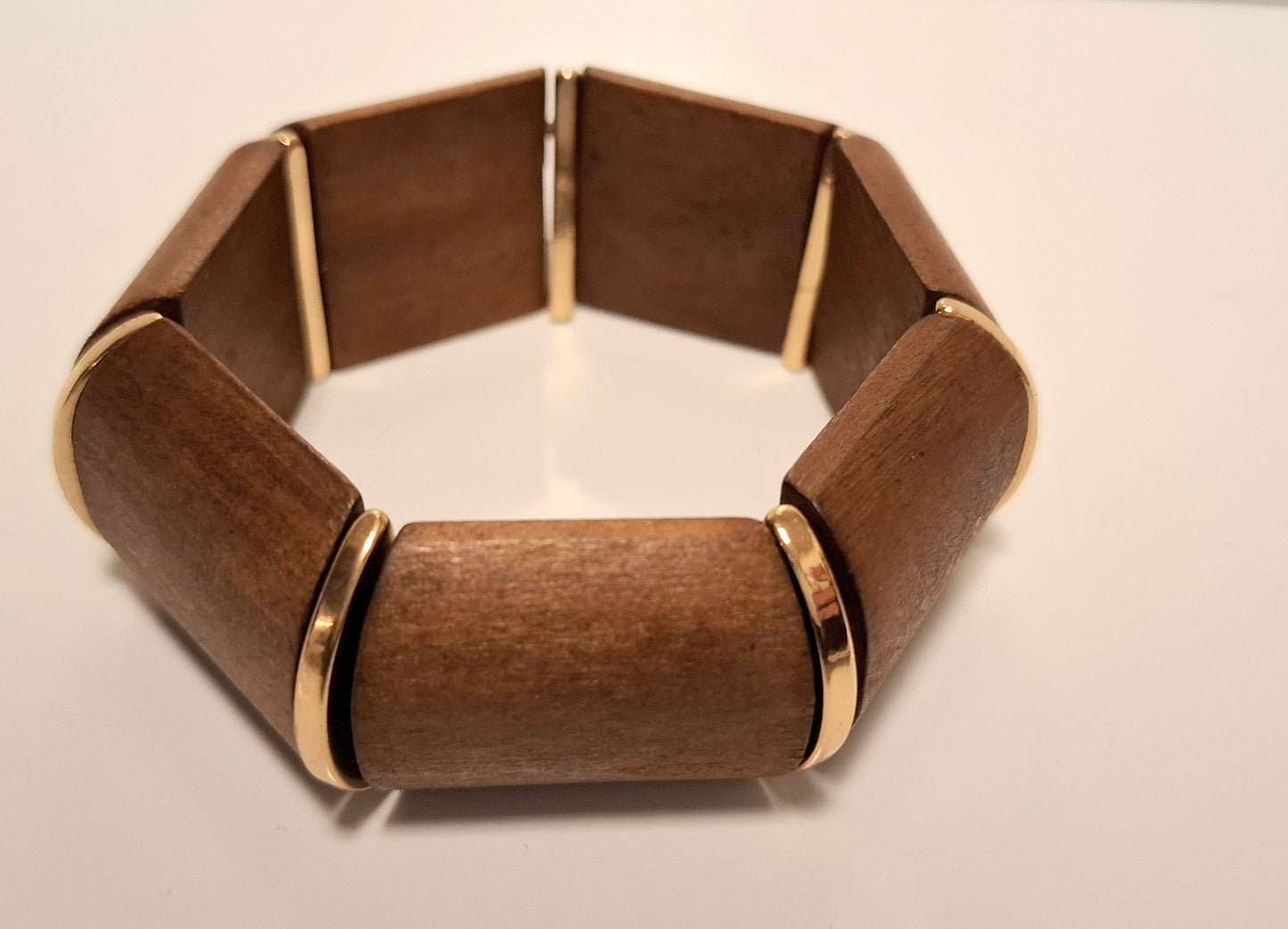 CHUNKY WOODEN BEAD BRACELET