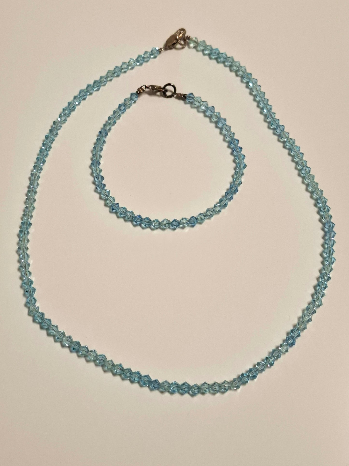 Blaue Swarovski Halskette und Armband Set