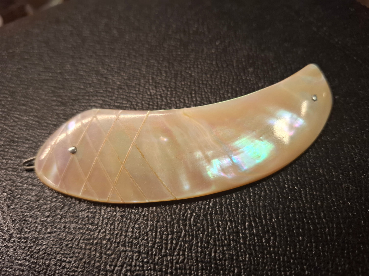 Vintage Perlmutt Haarspange mit Gravur