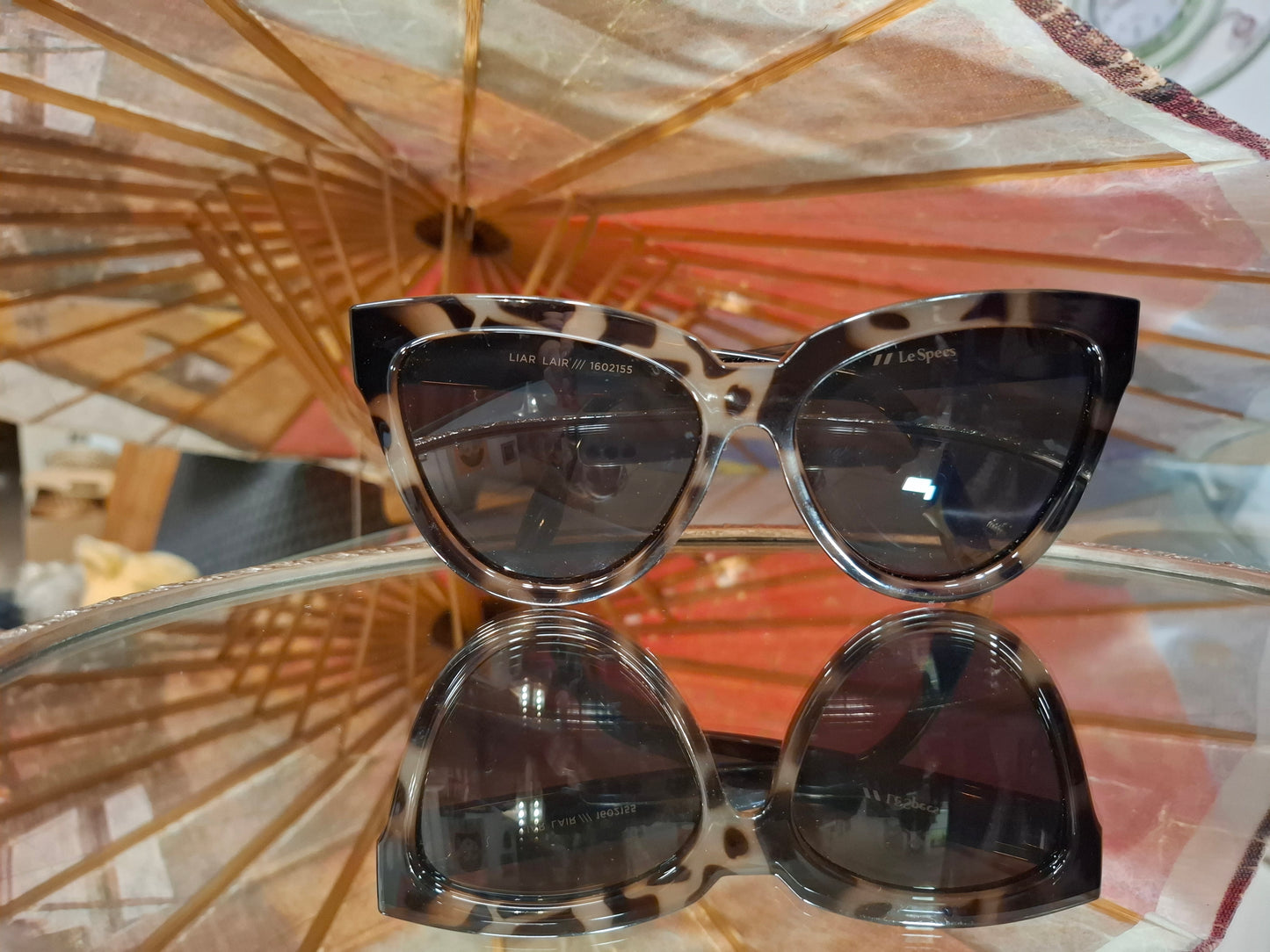 Sonnenbrille von Le Specs : LIAR` LIAR