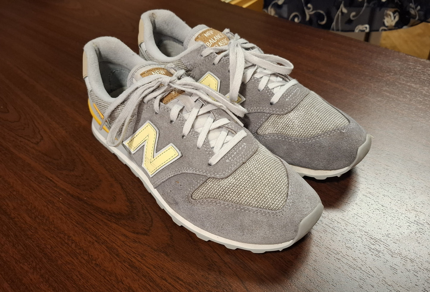 New Balance Sneaker Grau Gr. 40