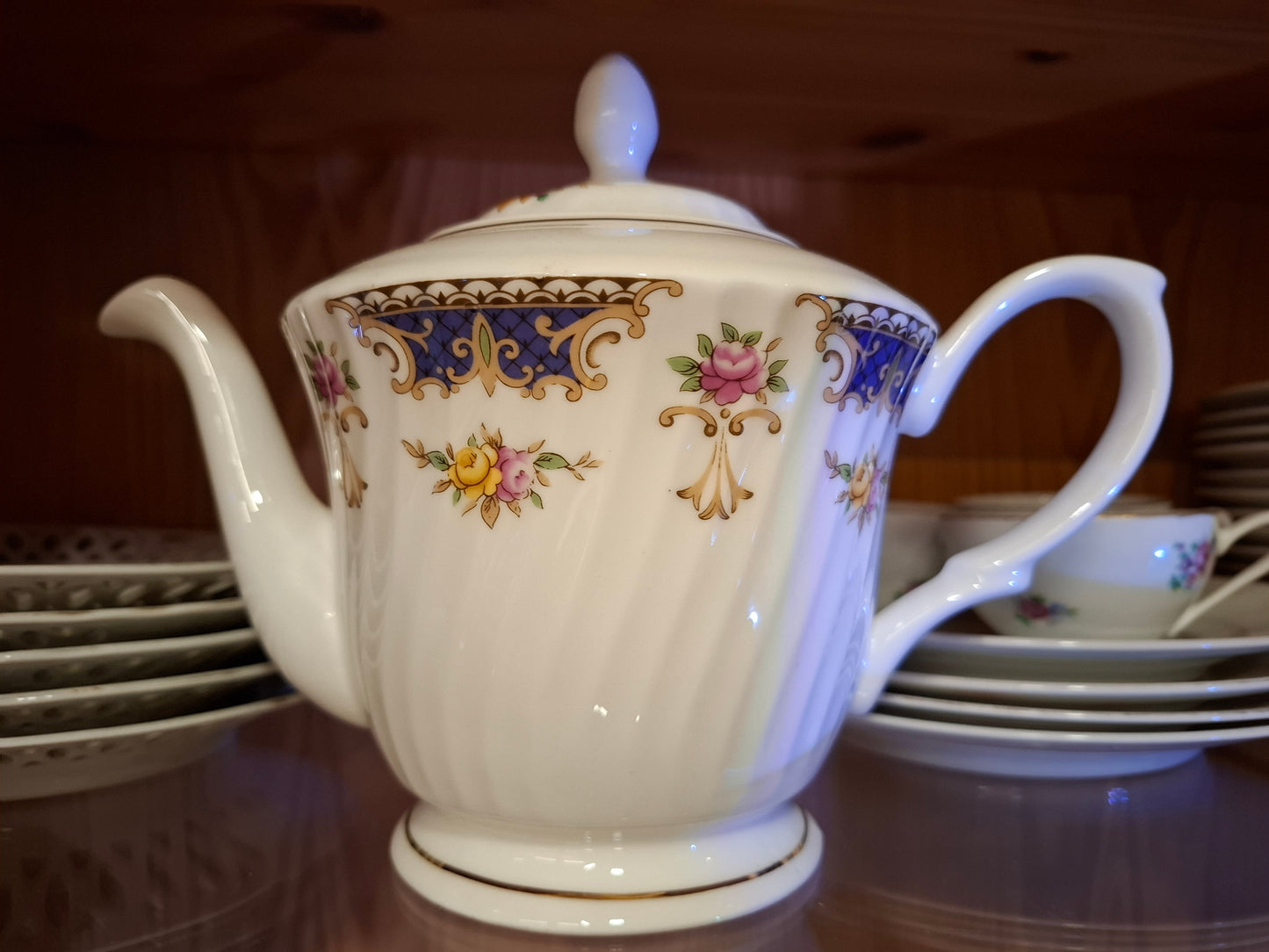 Time for Tea : Windsor Fine China Teapot, Made in England