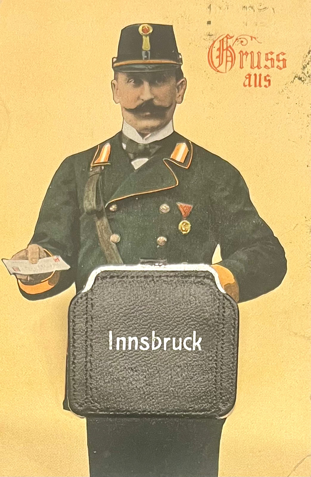Historische Leporello-Ansichtskarte Innsbruck – Postbote