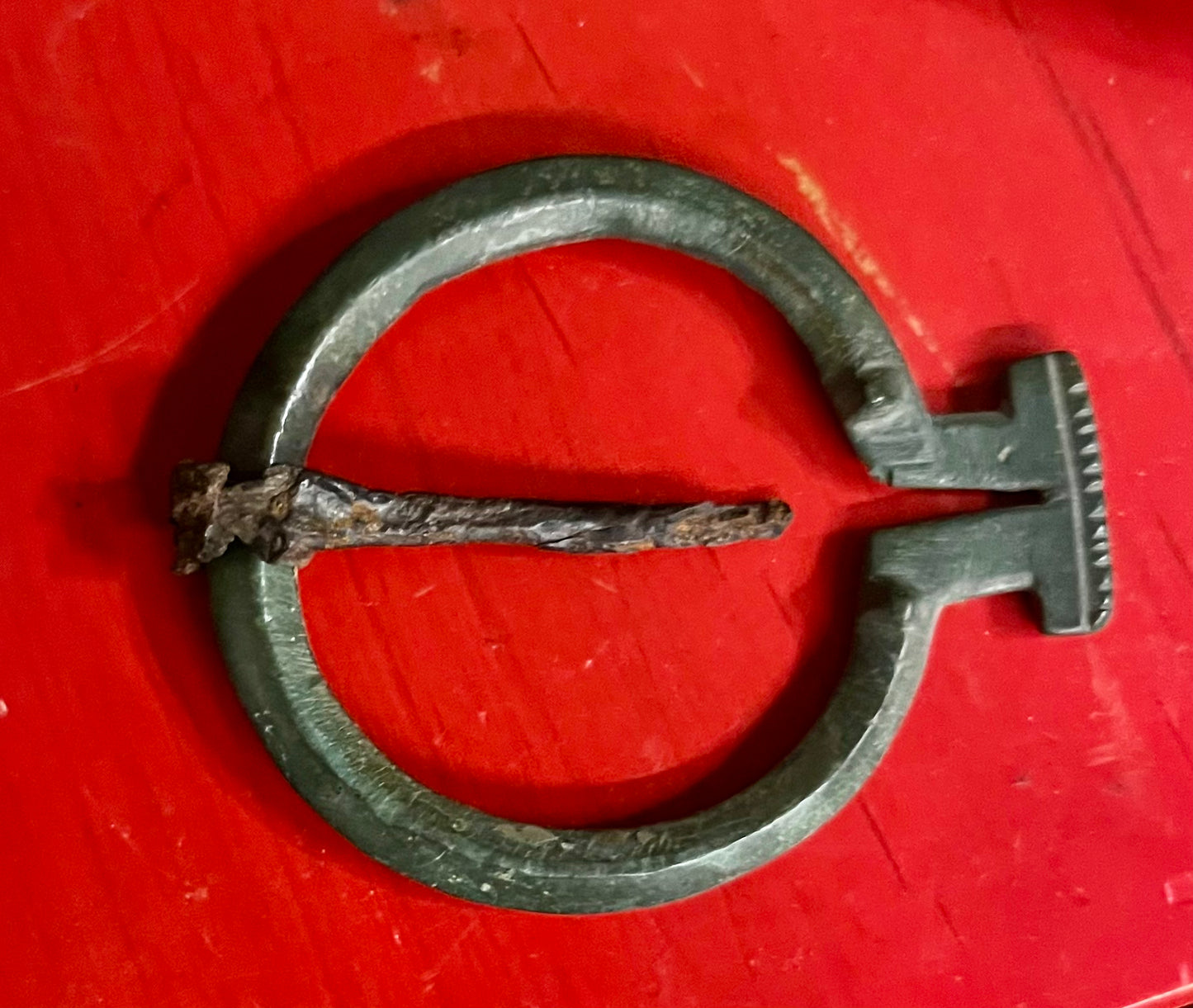 Spätrömische große Omegafibel aus Wiener Privatsammlung
