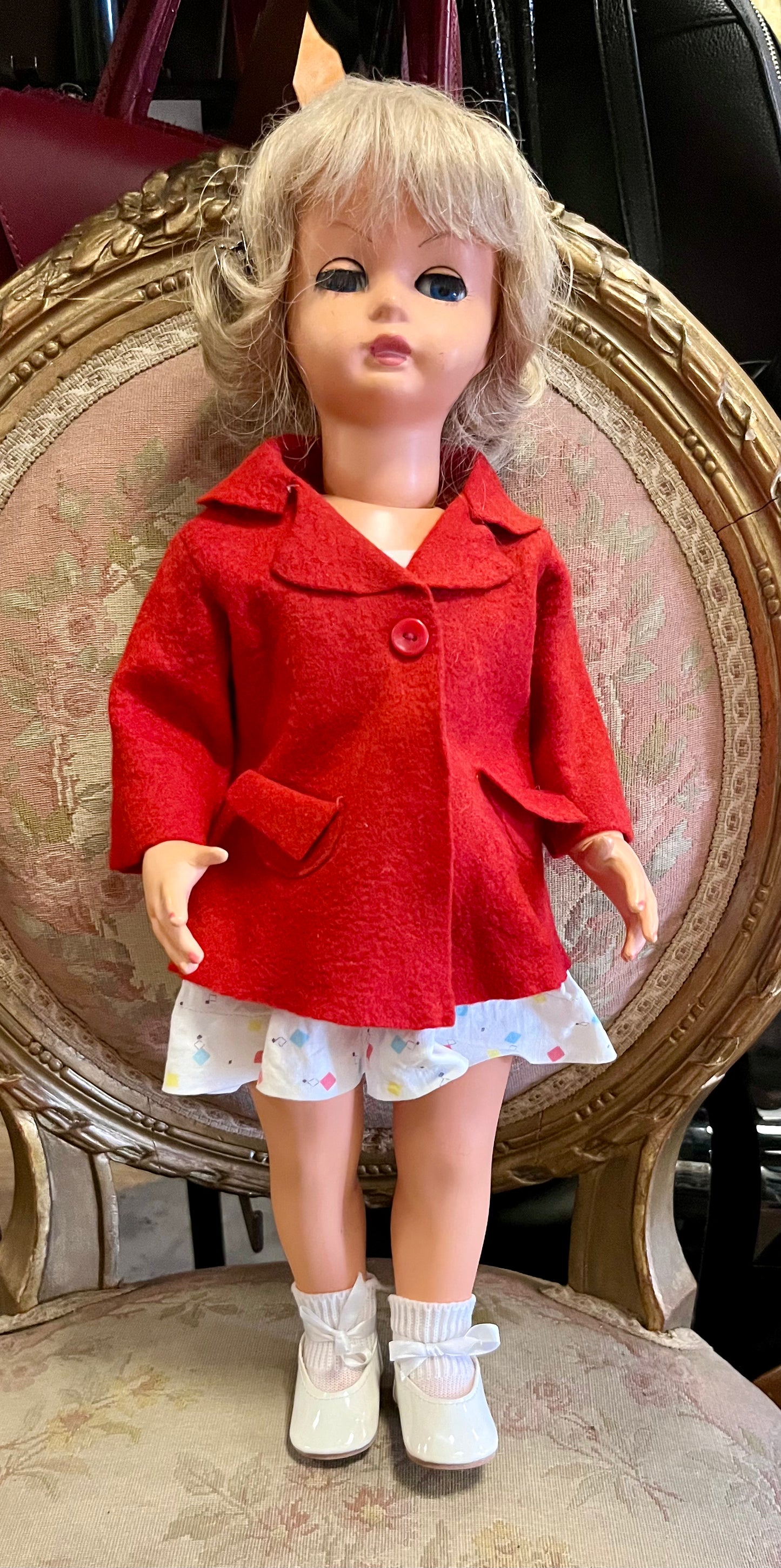Vintage Italienische Puppe – Handgefertigtes Sammlerstück