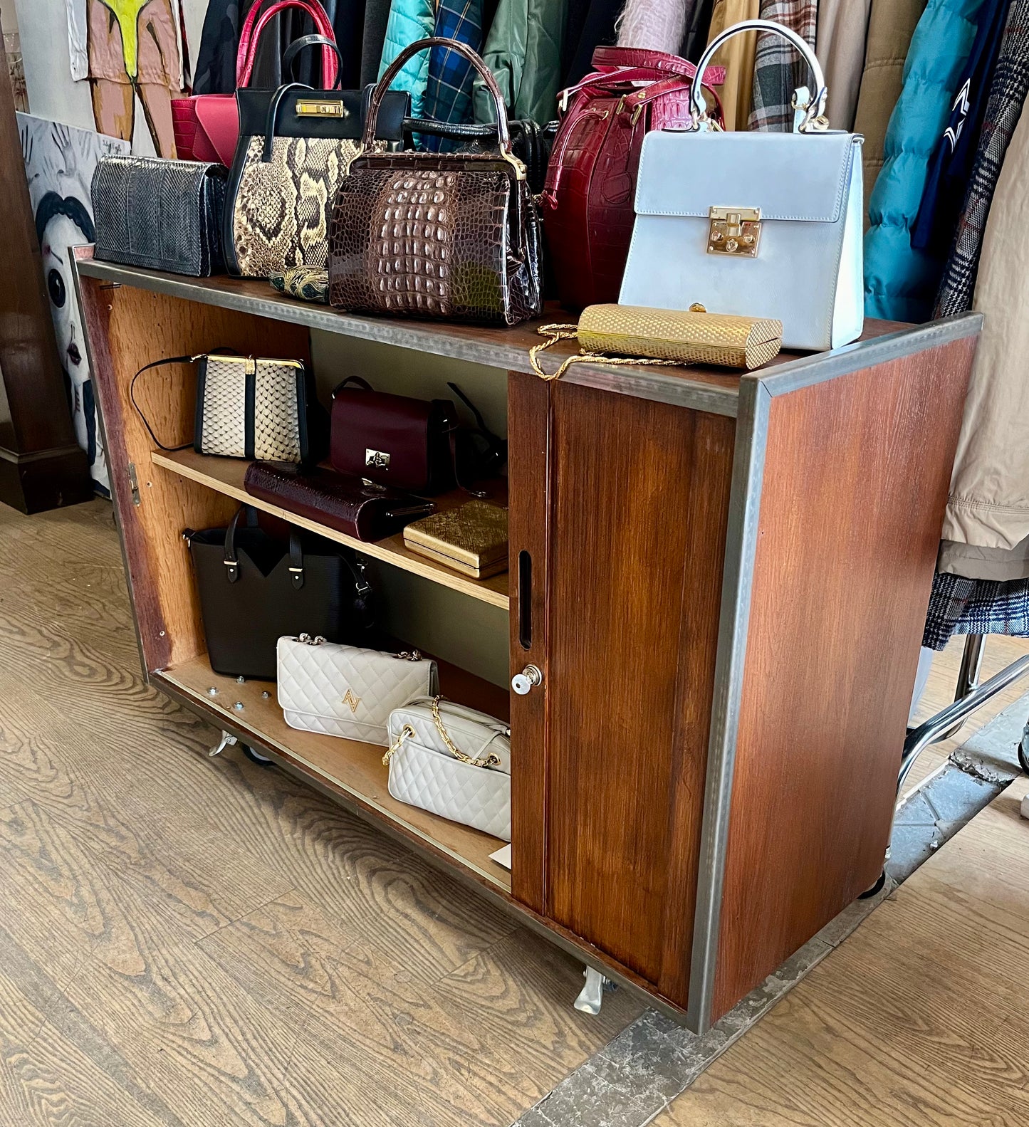 Vintage Roll - Schrank