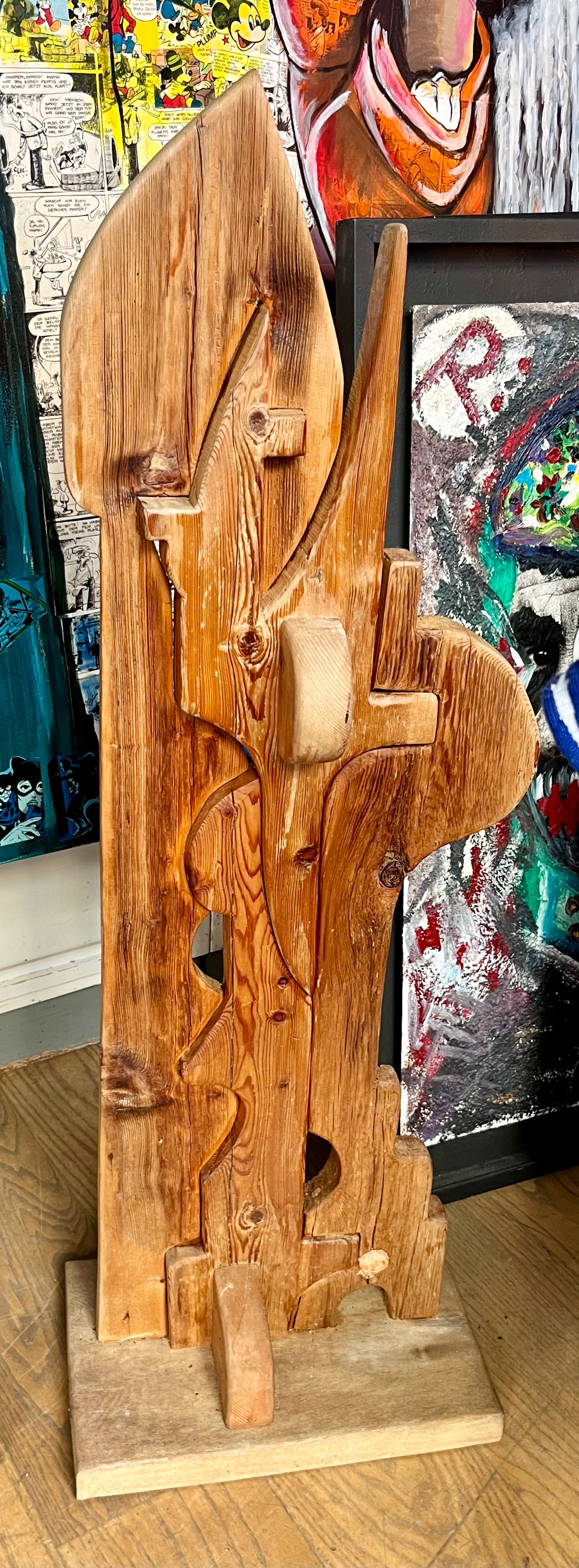 Große Holz Skulptur