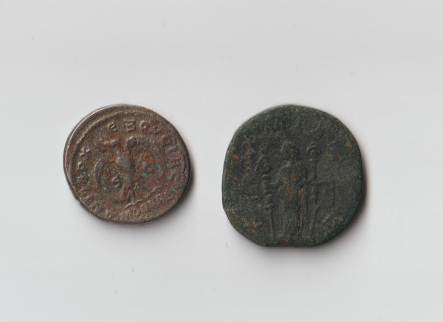 2 römische Münzen