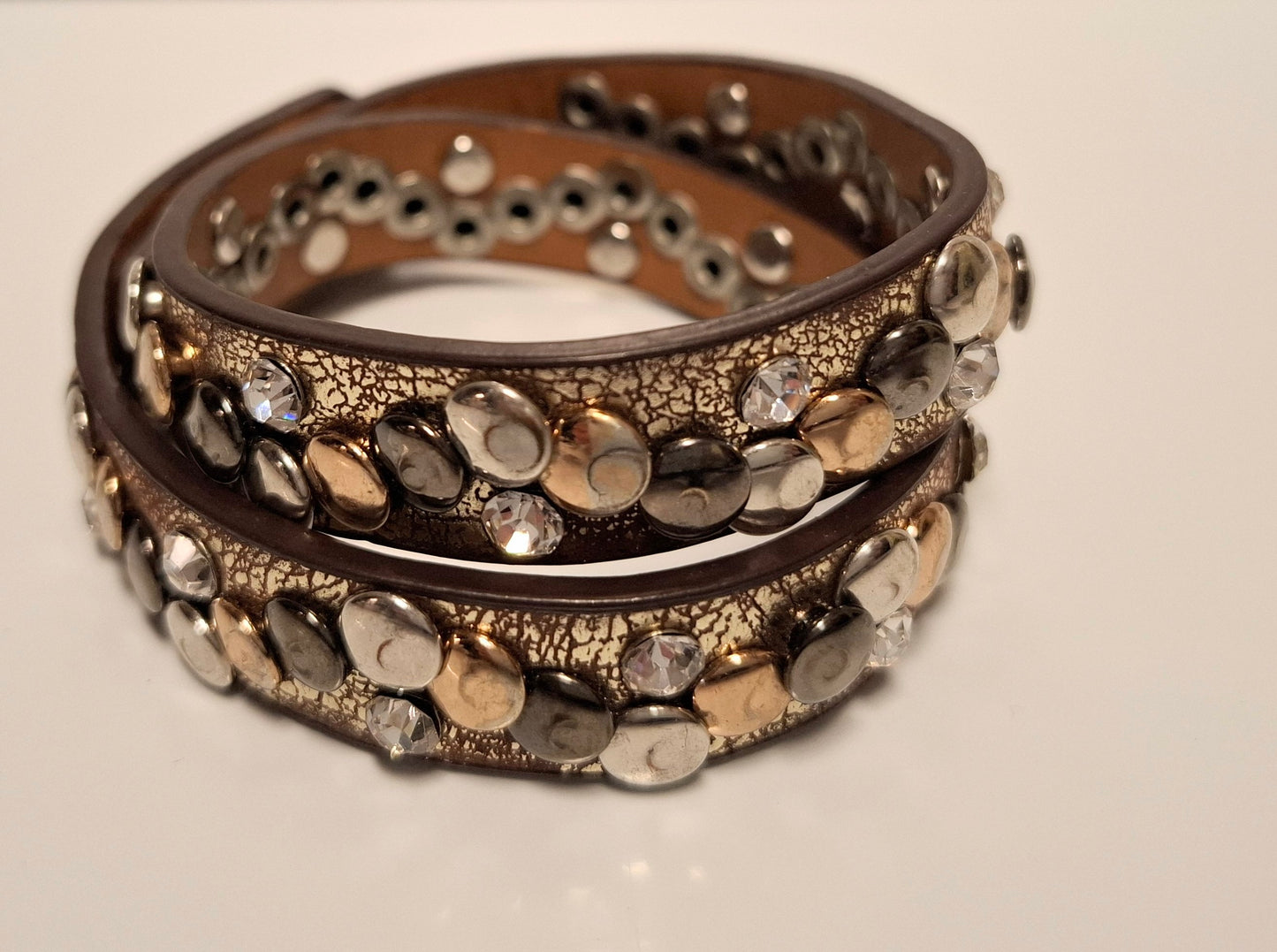 STUDDED METALLIC CHOCKER / WRAP BRACELET