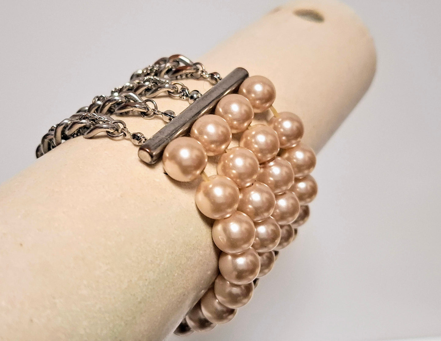 MULTISTRANDED ELASTICATED BRACELET