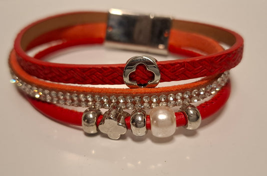 RED LEATHER BRACELET WITH BEADS AND SPARKLES
