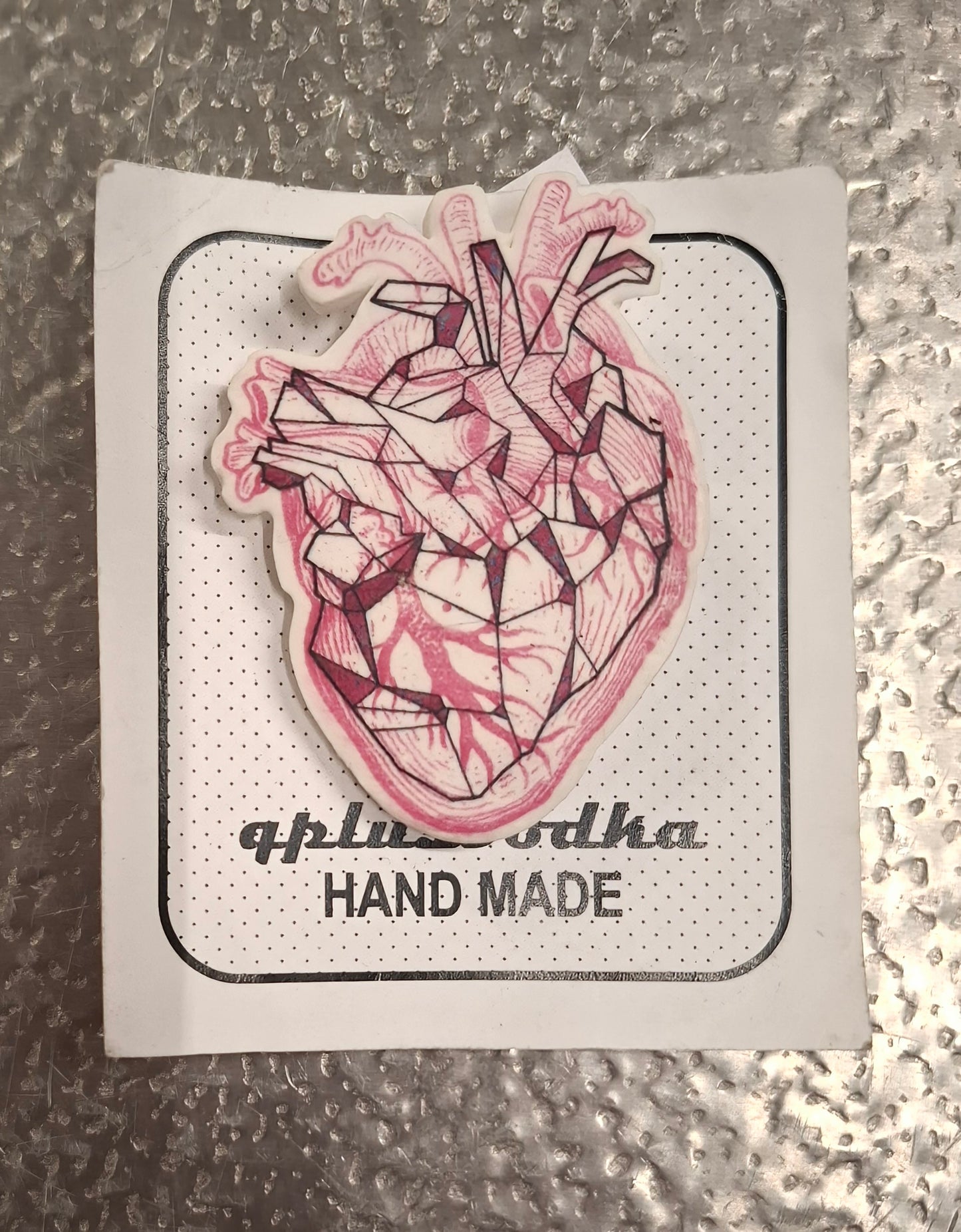 HANDGEMACHTE HERZBROSCHE