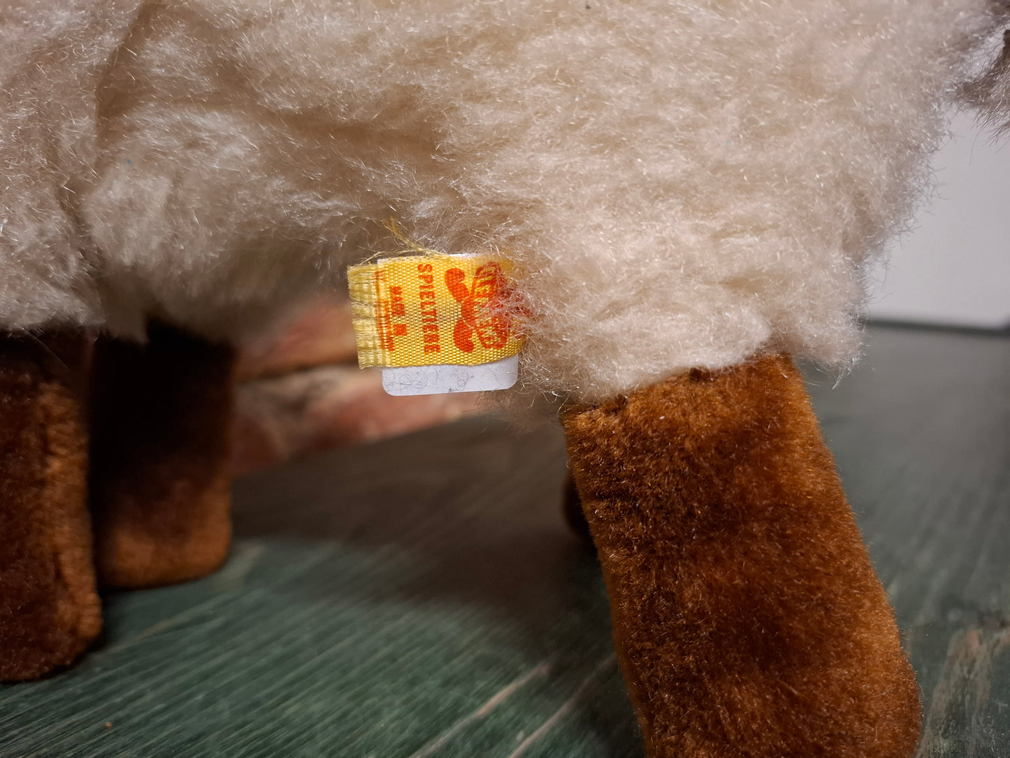 Ram Kuschelspielzeug