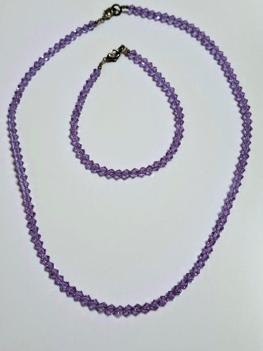 Lila Swarovski -Halskette und Armband -Set
