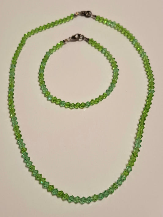 Limettengrün Swarovski Halskette und Armband Set