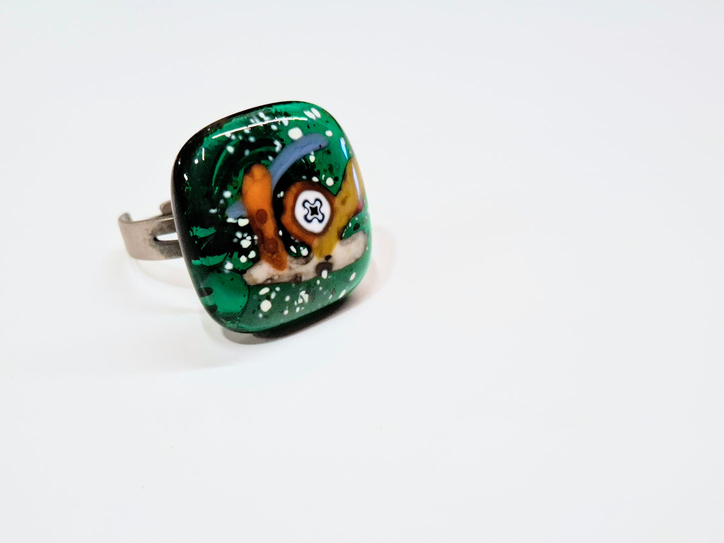 Supersüßer verstellbarer Vintage-Ring mit buntem Glas