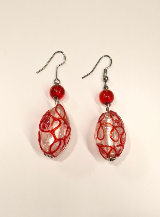 Handgefertigte Glasohrringe