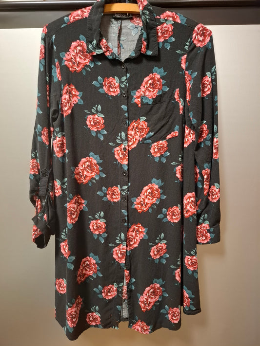 Hemdblusenkleid mit Rosen