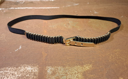 Eleganter schwarzer elastischer Gürtel