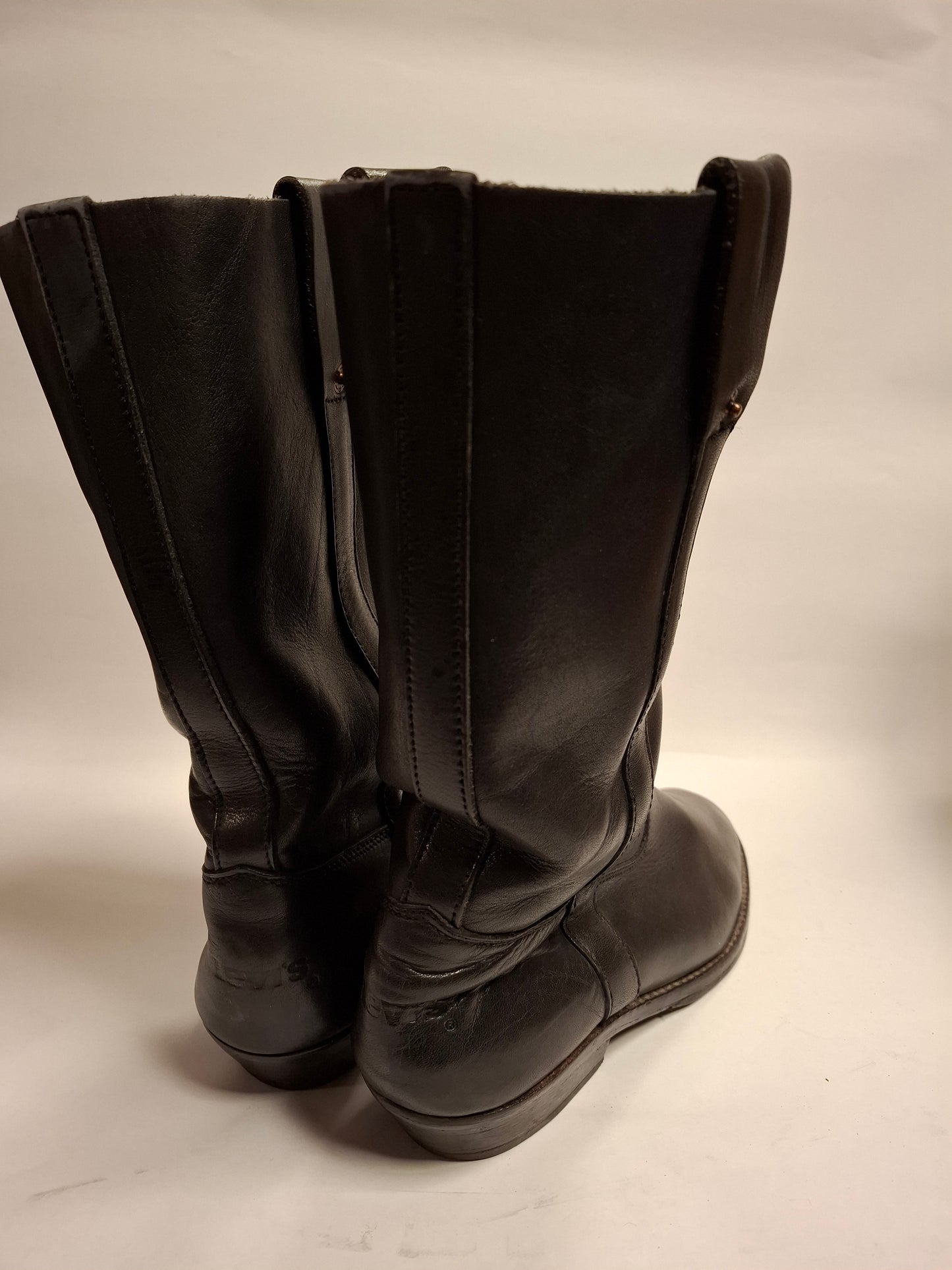Retro Stiefel aus Leder von Levi's Gr. 41