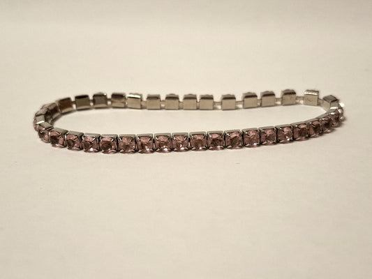 Elegantes Armband in Rosa