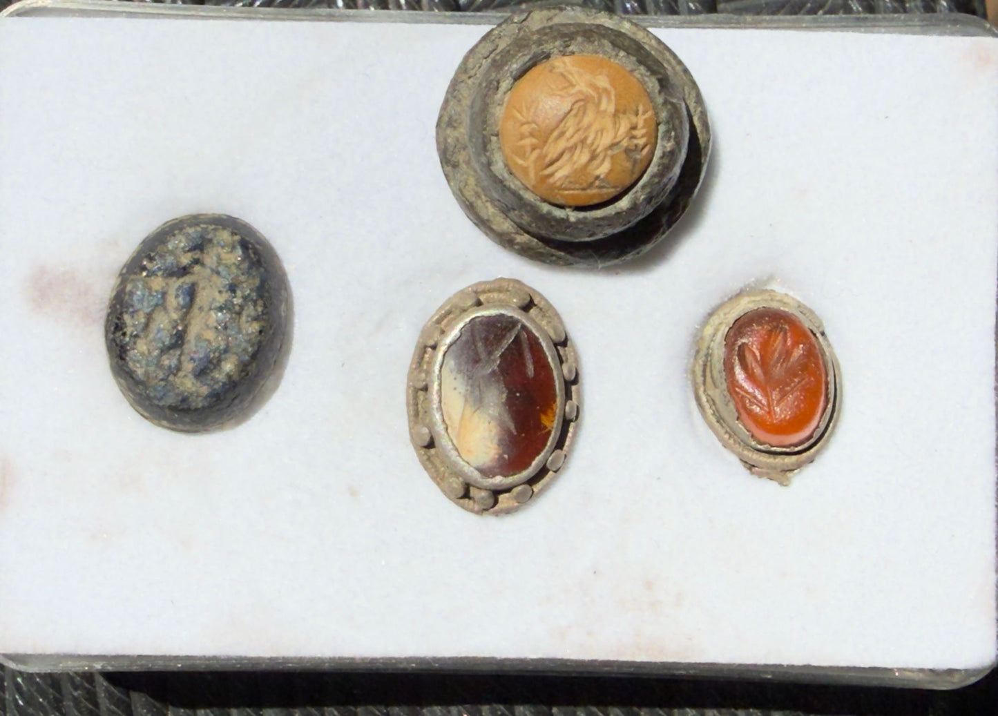 Lot 4 Gemmen divers