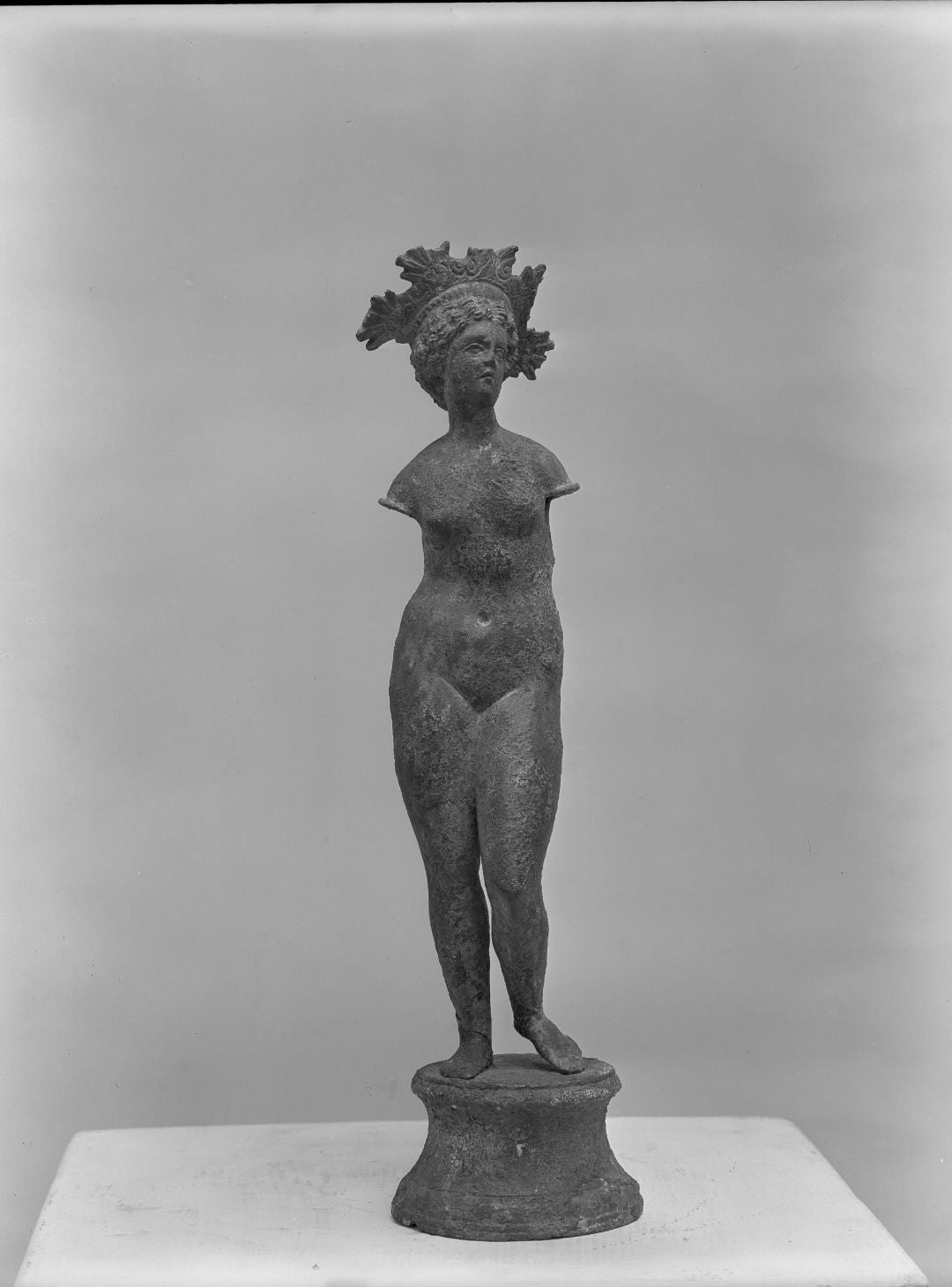 Venus Statuette, Bronze, römisch, H. 28 cm – Ex Ernst Brummer Collection, Parke-Bernet Galleries 1944
