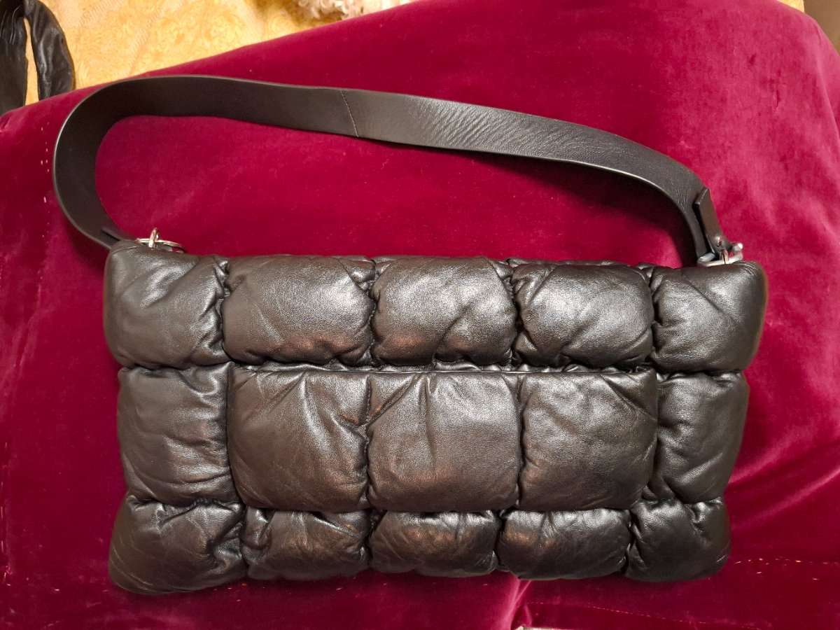 Tasche von COS aus LEDER PUFF