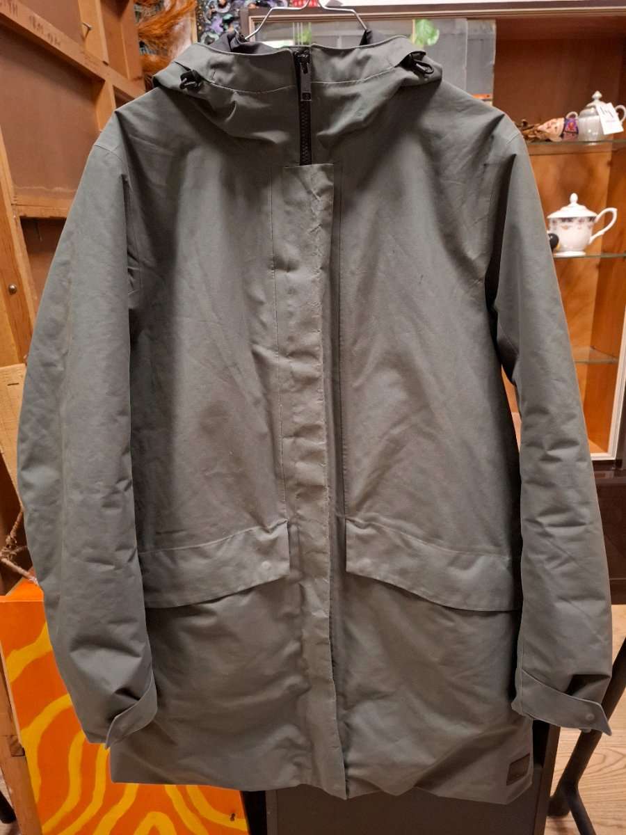 DAMEN OUTDOOR MANTEL JACK WOLFSKIN GR. M