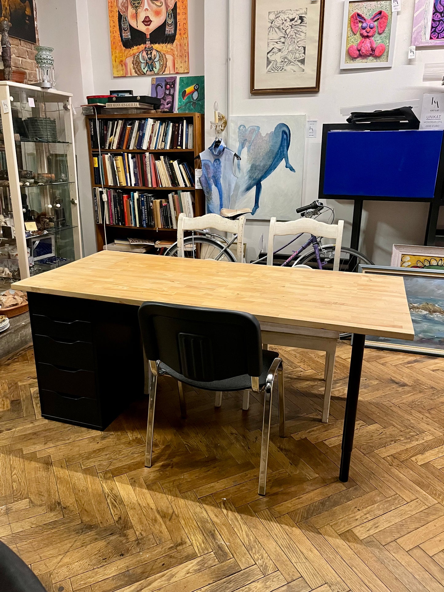 Vintage Schreibtisch groß plus Bürostuhl grau