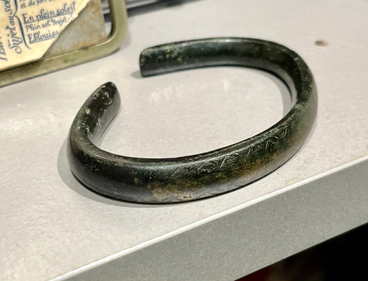 Bronzezeit verzierter Armring