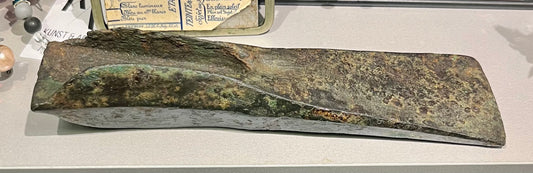 Grosses massives Beil