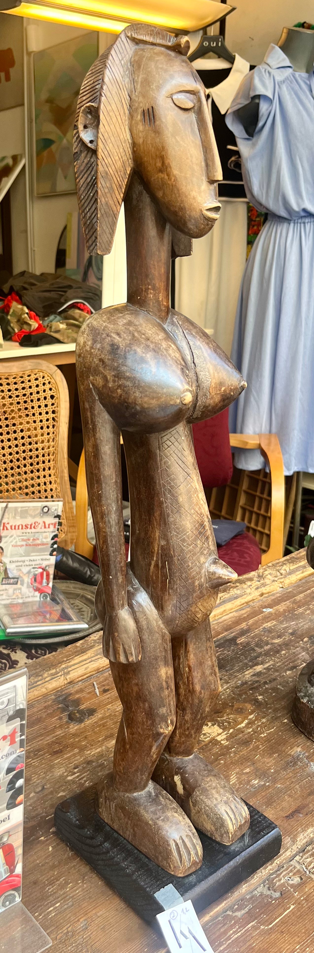 Große Statuette