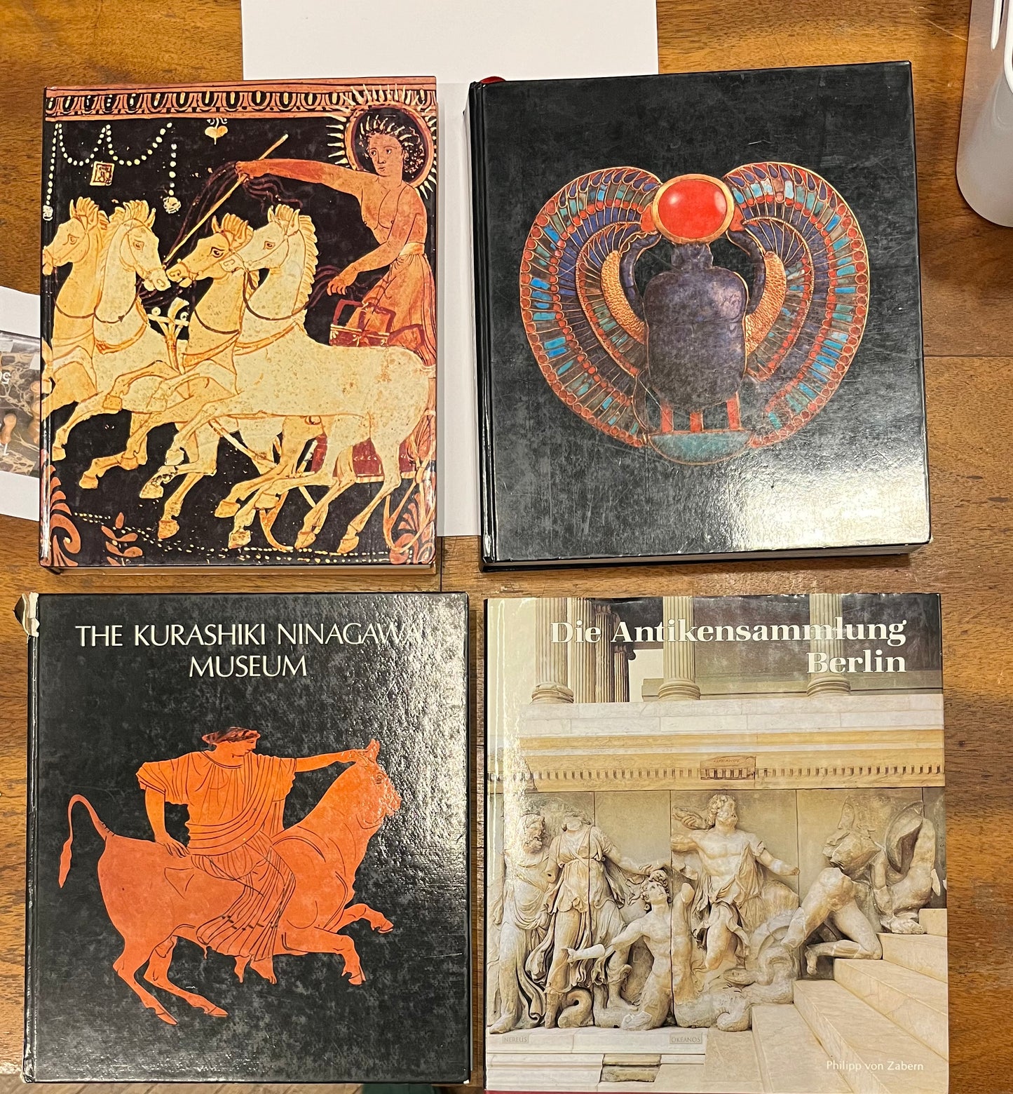 Lot Fachliteratur der Archäologie