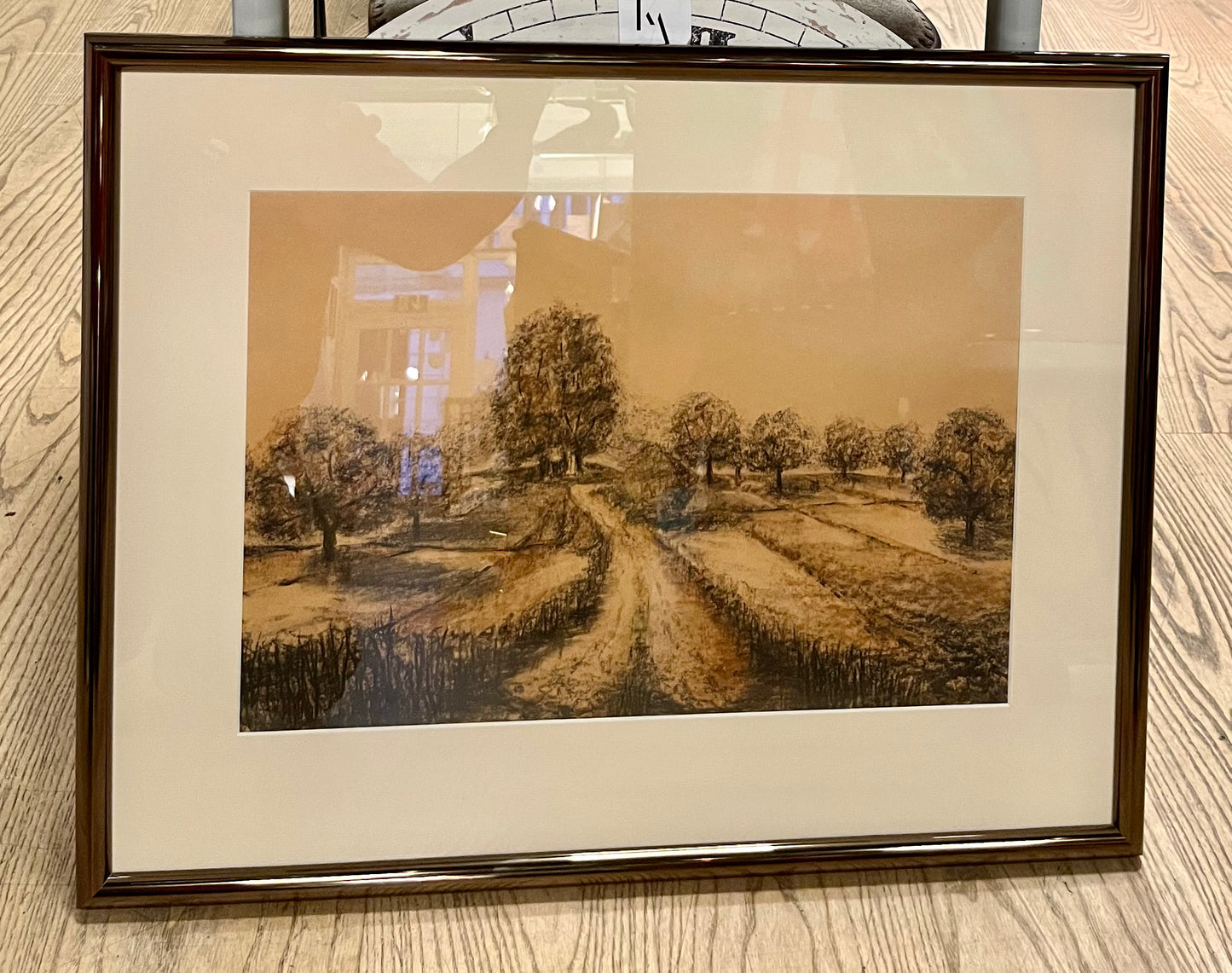 Kohlezeichnung gerahmt