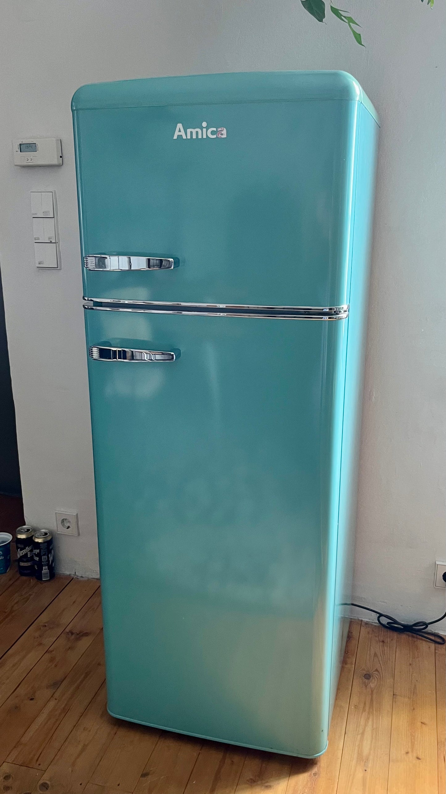 Amica Retro Kühlschrank mit Gefrierfach – Türkis/Mint