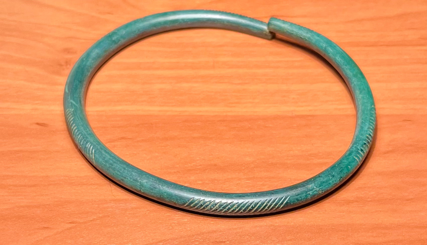 Bronzezeit Armreif groß verziert