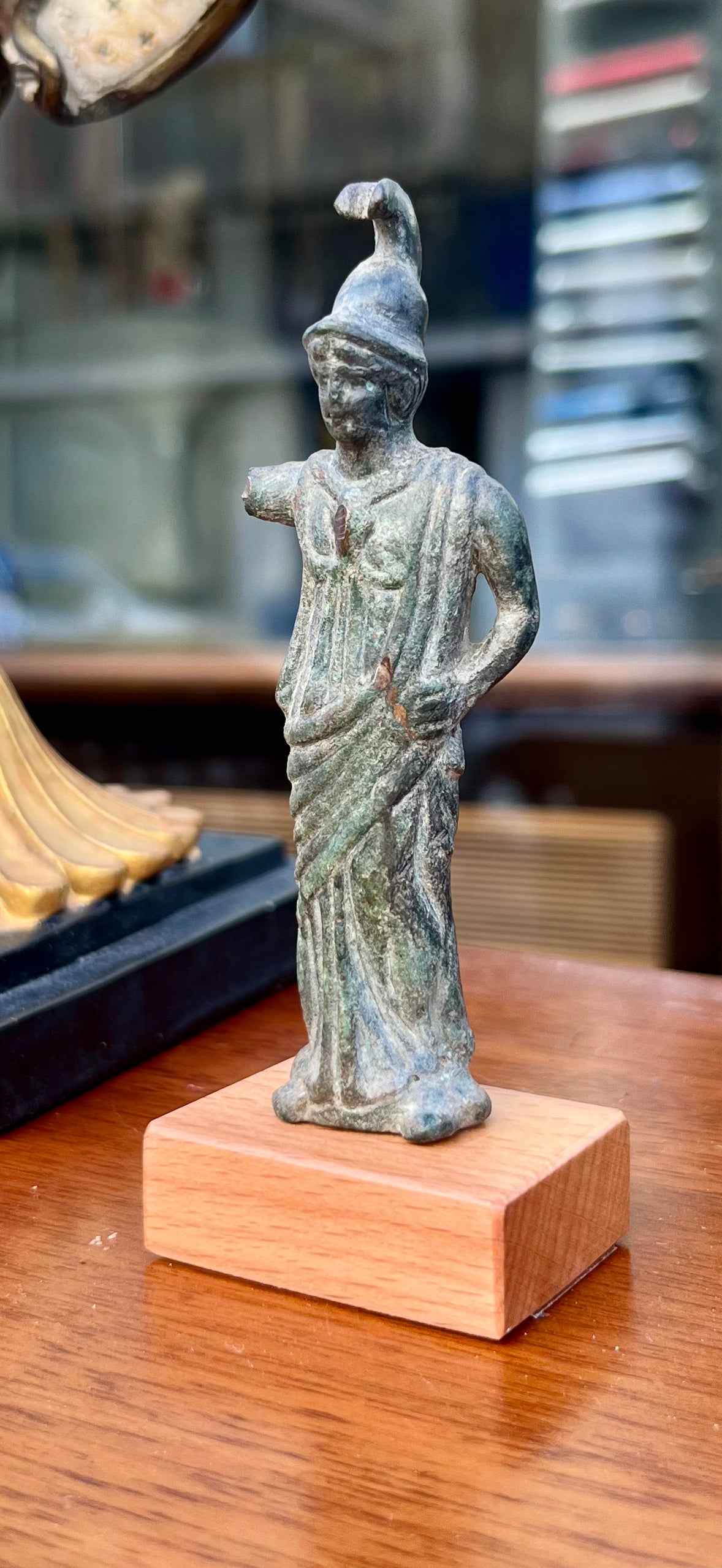 Römische Bronzestatuette der Minerva