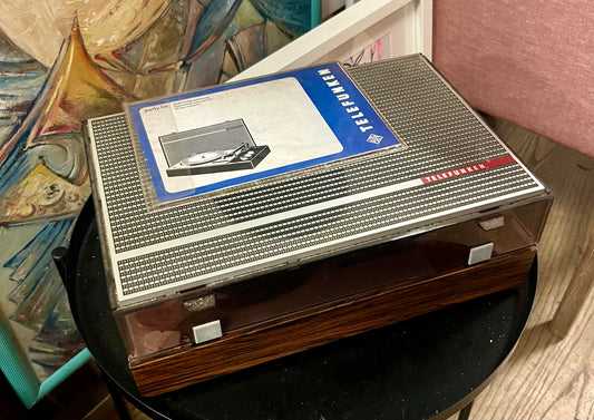 Telefunken Party Hit – Vintage Koffer-Plattenspieler 1960er, mit Anleitung
