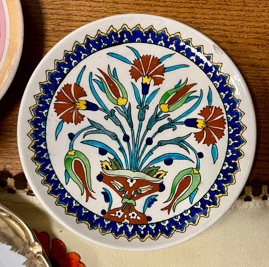 Vintage Zierteller Wand