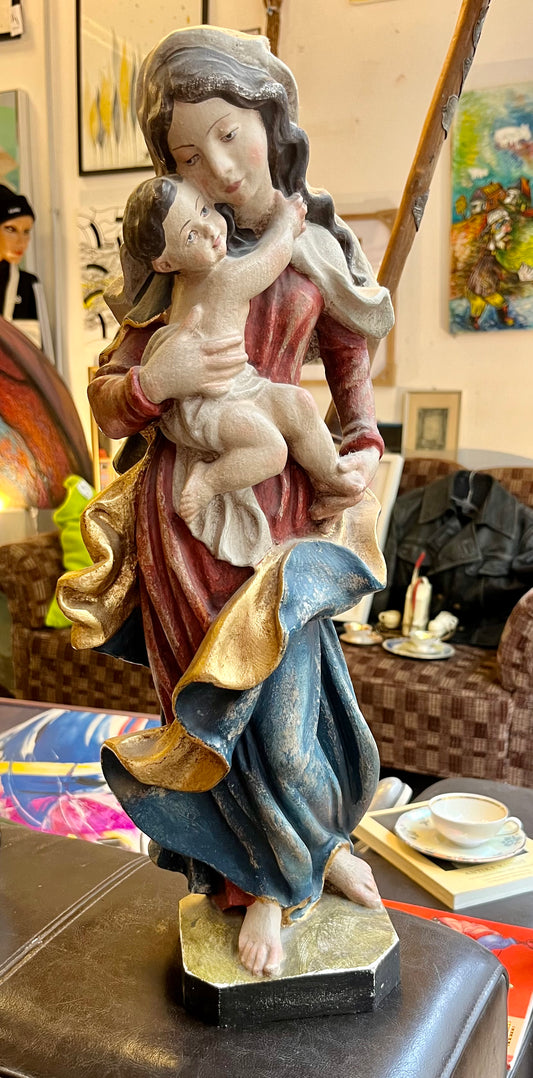 Madonna Skulptur