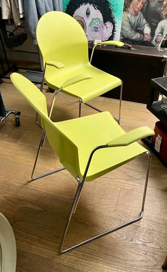 2 AIDA chairs by Richard Sapper