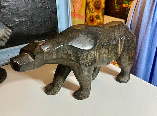 Große Bronzestatuette Bär