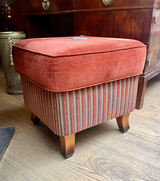 Vintage Hocker