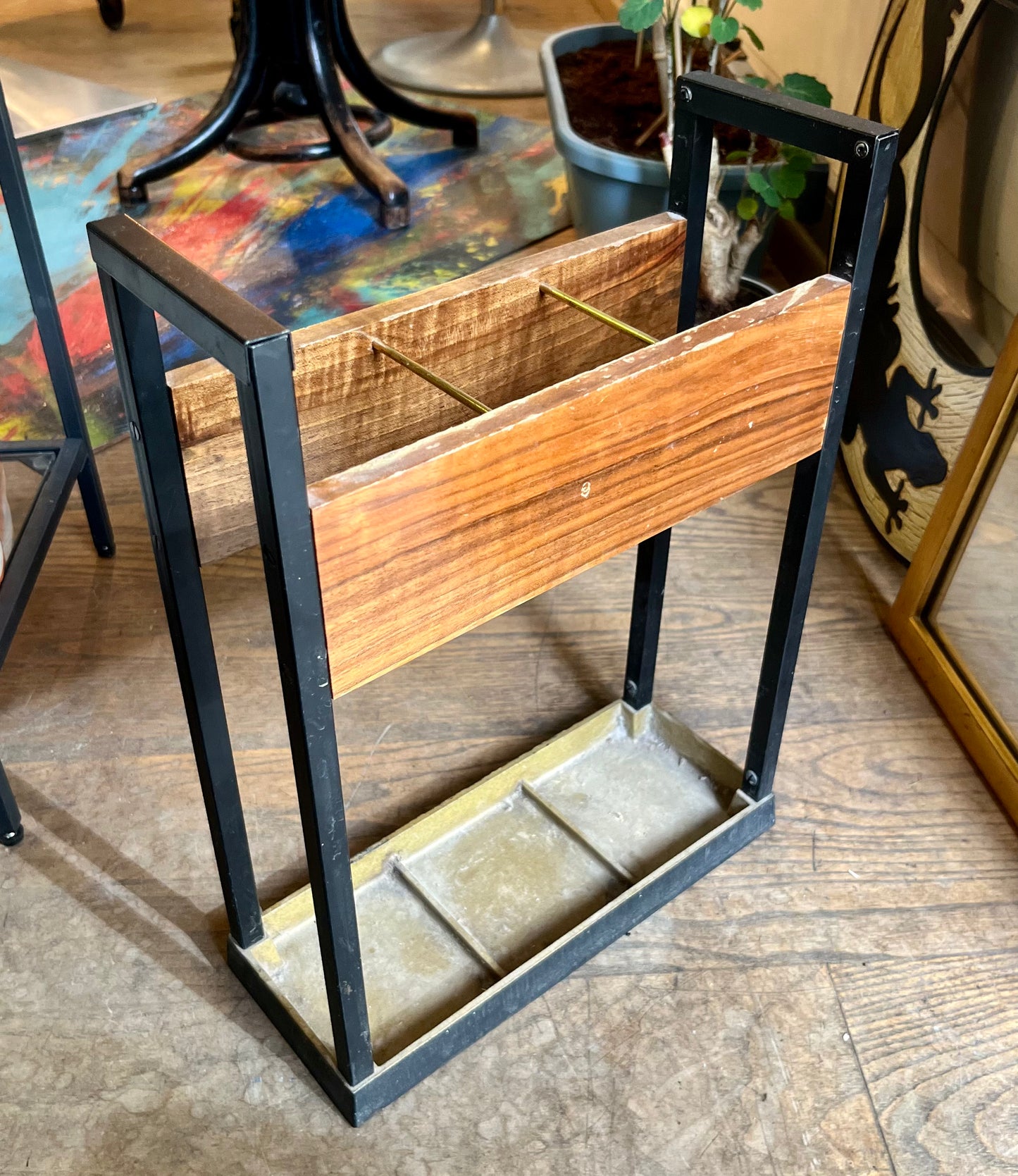 Vintage Schirmständer · Eisen & Eichenholz · Industrial Design