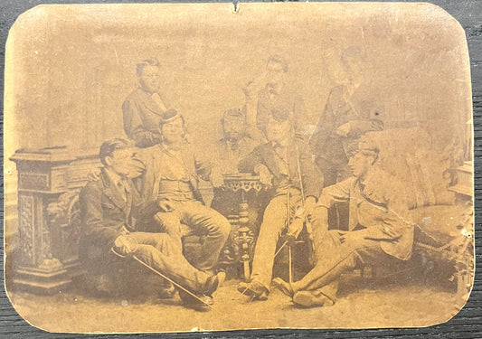 Historische Sepia-Fotografie – vermutlich Studentenverbindung, 19. Jh.
