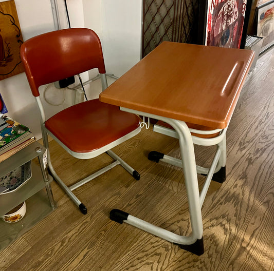 Vintage Schultisch und Sessel