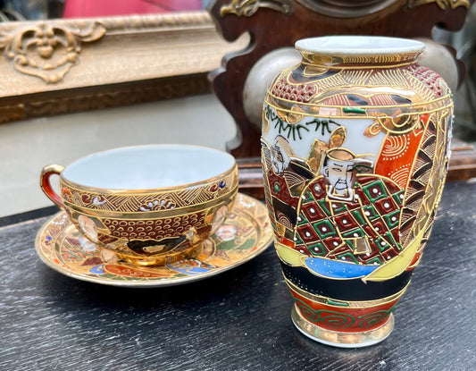 Lot Vintage Teetasse mit Untersatz und Kännchen