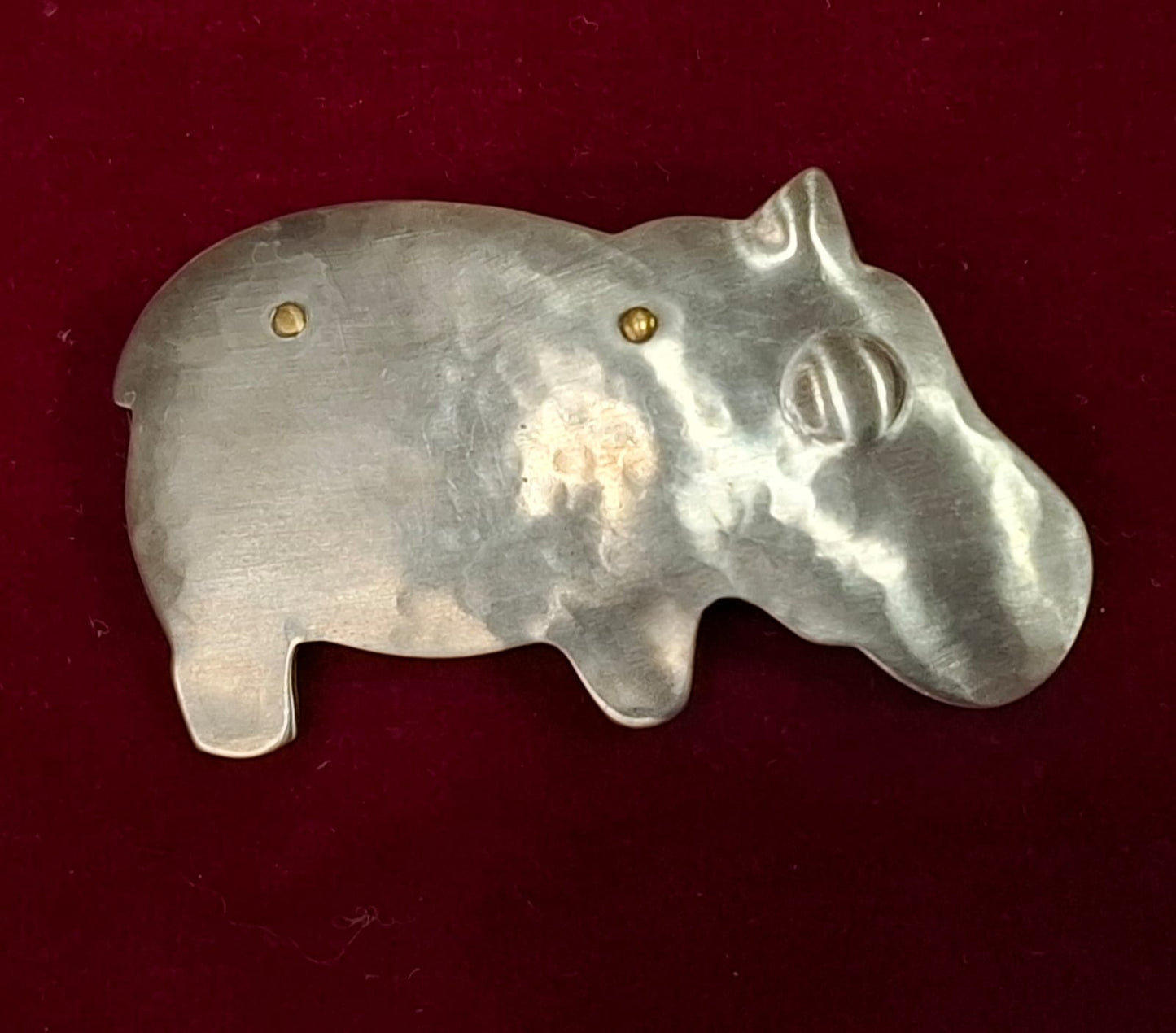 VINTAGE Hippo Brosche Signiert D.H