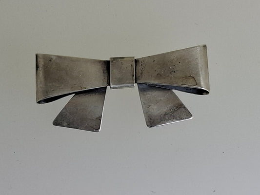 Silver 800 Bow Brooch, circa 1930s–1940s